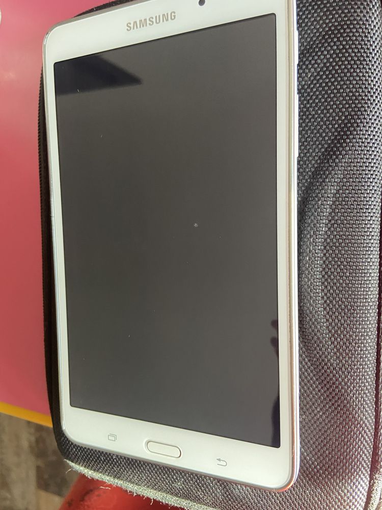 Vand tableta Samsung Galaxy Tab 4 SM-T230