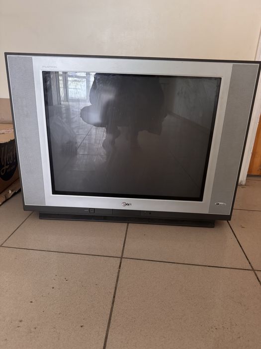 Продам телевизор