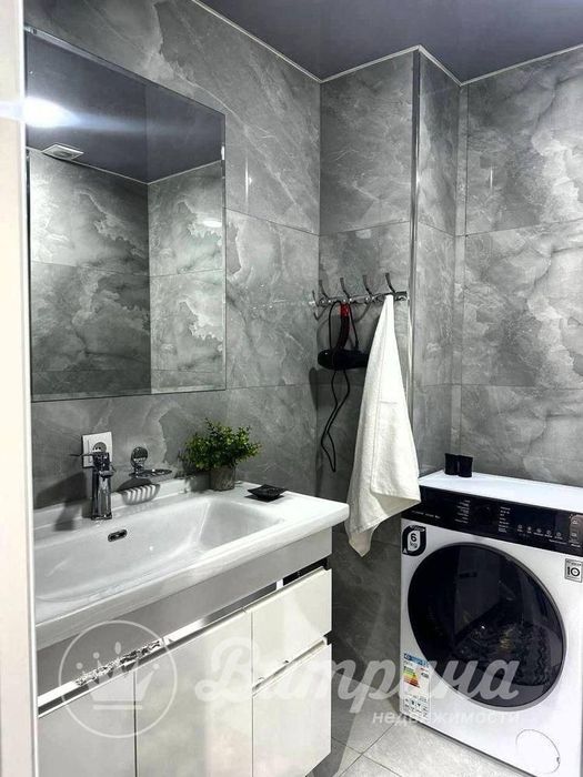 Продаётся 1-комнатная квартира ЖК «Black Tower»