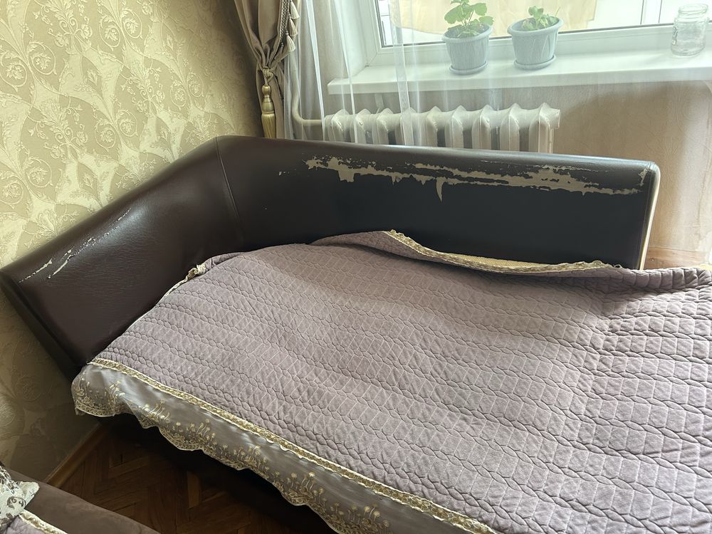 Диван для гостинной