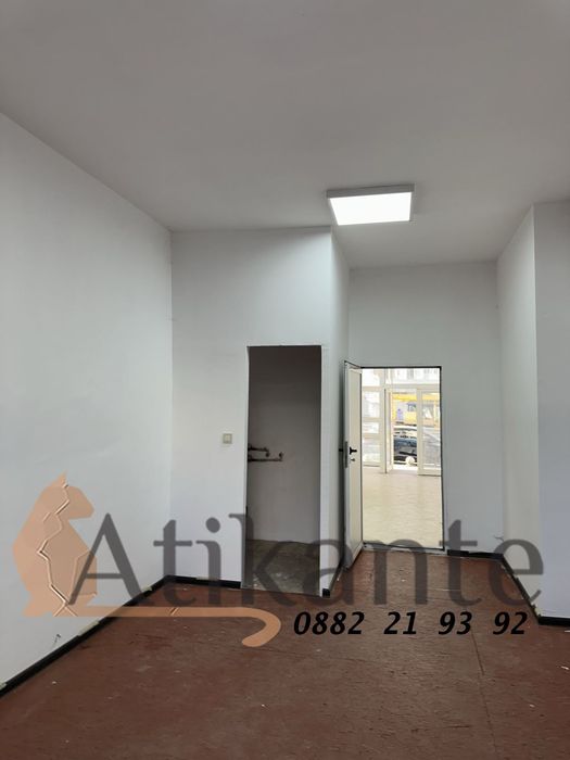 Дава се под наем Магазин в София, Център - 50 кв.м за 612 € - Снимка #7