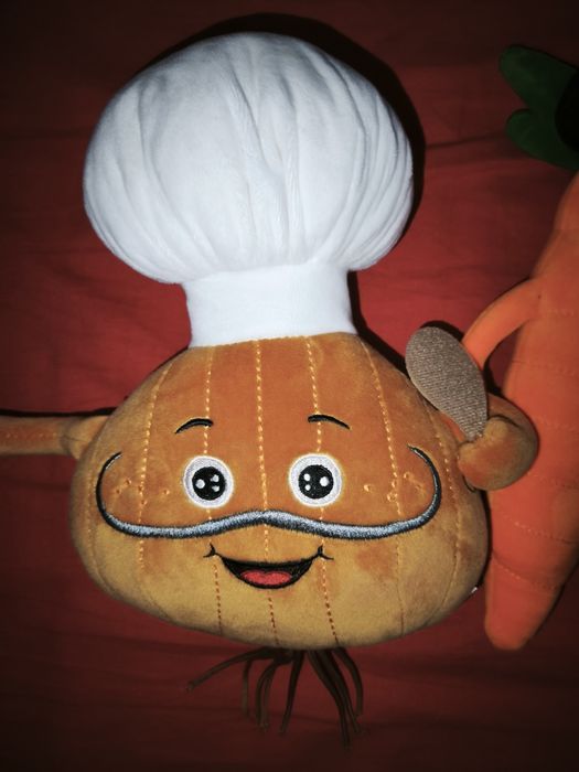 Lot 4 plusuri impecabile