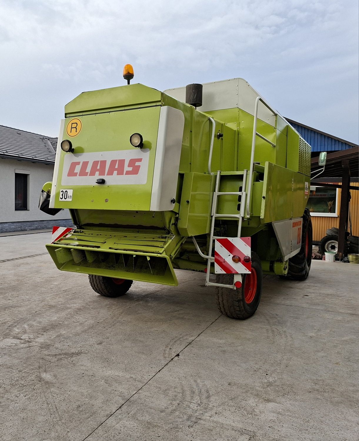 Combina Claas Dominator 88s