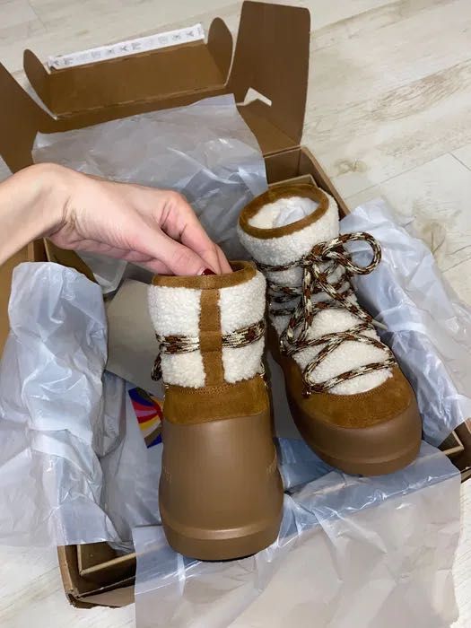 Moon Boot Luna Shearling боти 39 номер - чисто нови