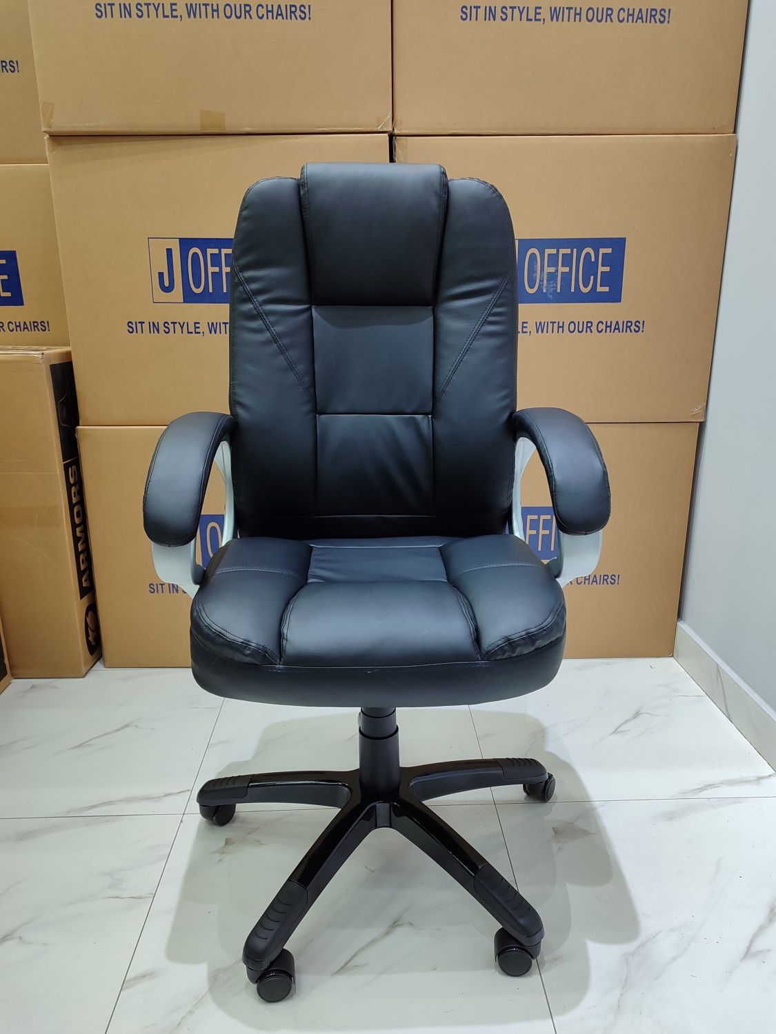 Офисное кресло модель Донован