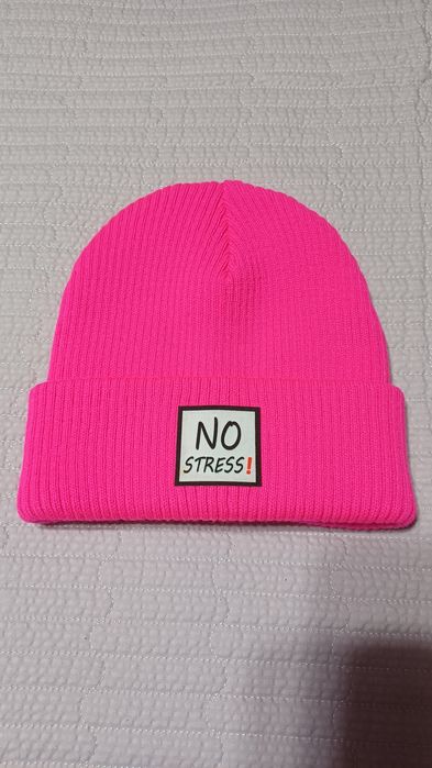 Продам шапки. Не дорого.