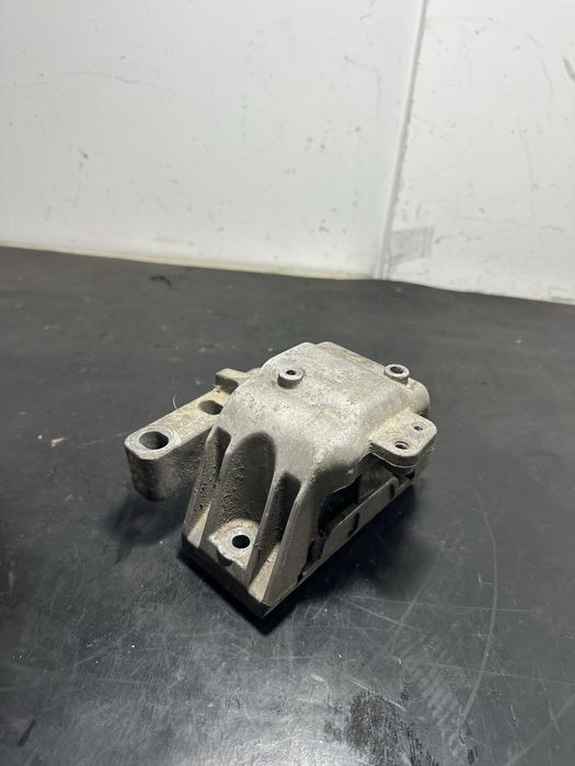 Tampon suport motor volkswagen vw Golf 4 1.9 Tdi bora 1.9 Tdi AXR