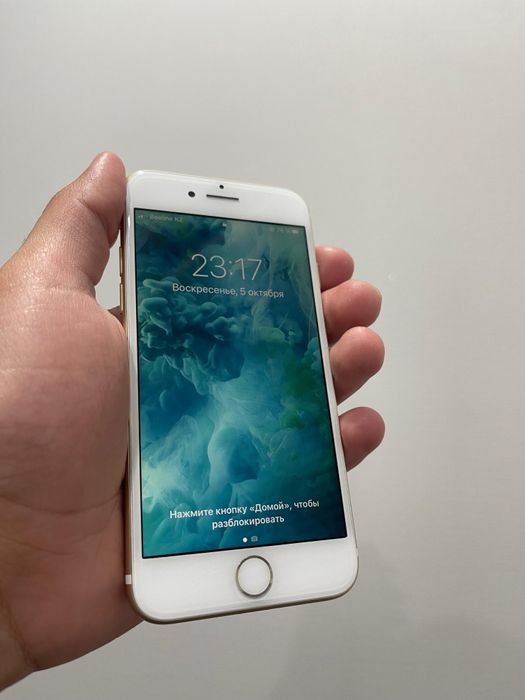 Apple 7 32 гб продам