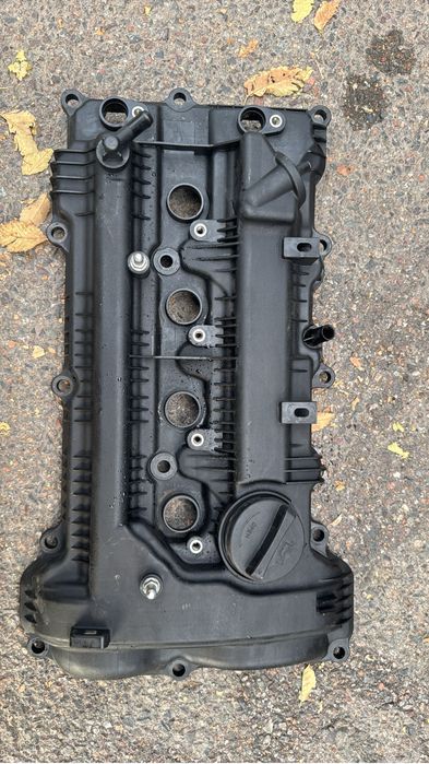 Клапанная крышка G4NA