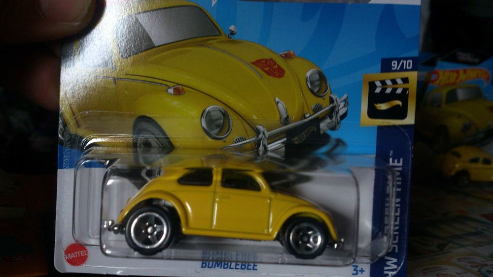 Hot Wheels Transformers Bumblebee (VW Beatle) - жълта.