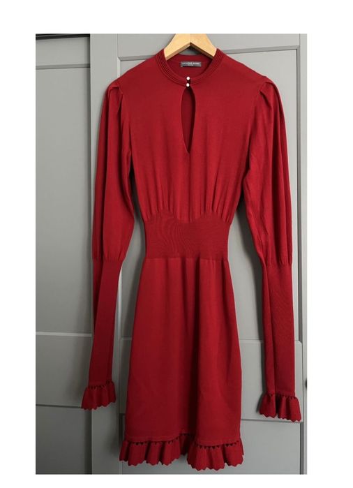 Alexander mcqueen червена рокля