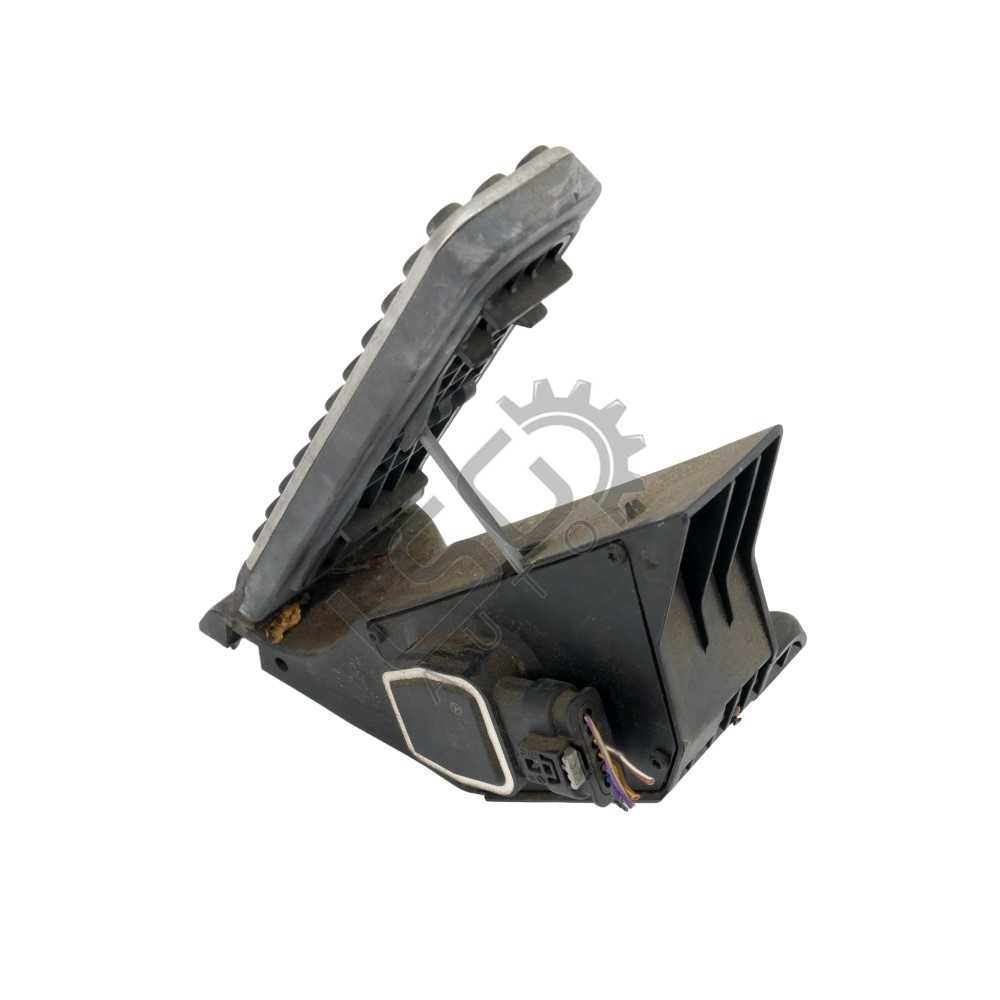 Педал газ Mercedes-Benz C-Class 204 (W/S/C) 2007-2014 ID: 142104