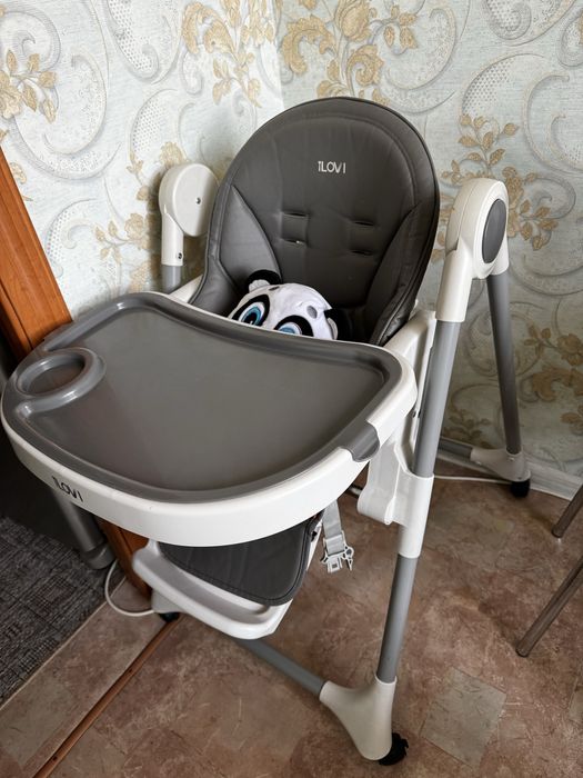 Стульчик для кормления фирмы ilovi