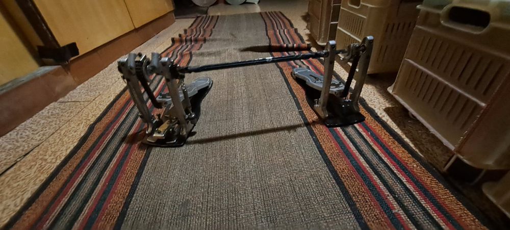 Двойна каса педал Mapex – стабилен, здрав и готов за свирене!