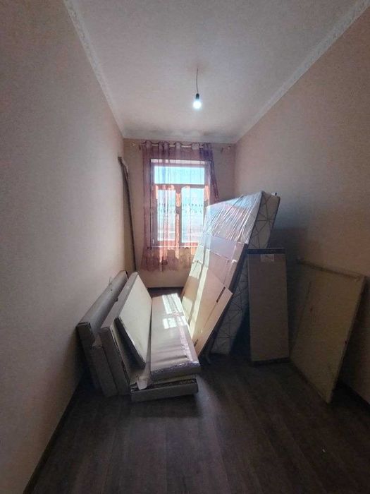 Продается 4х комнатная квартира на Шарк1 базарчик 127 м2Цена 60000 у.е