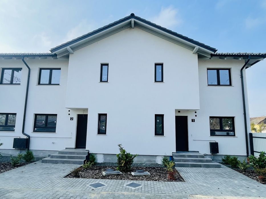 Casa in zona selecta, in Sanandrei direct de la proprietar .