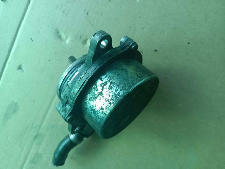 Pompa vacum BMW motor 2.0tdi N47 sau M47