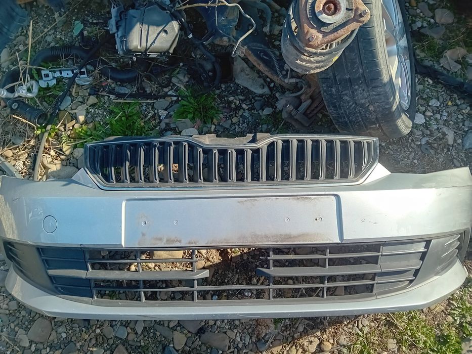 bara fata skoda fabia 3  2015