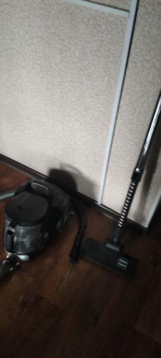 Продам пылесос Tefal