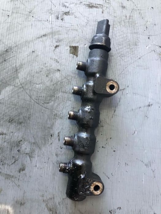 rampa injectoare 1.6 tdci ford focus 2