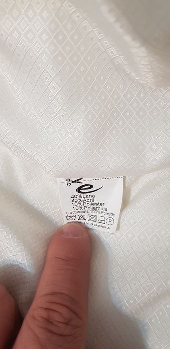 Vand pardesiu dama made in romania nr 42 din lana