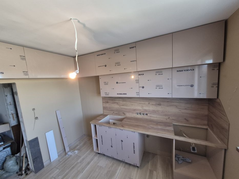 Мебели по поръчка