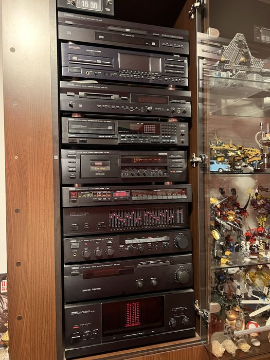 Yamaha DSP-E390 = Digital Sound Field Processor