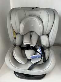 Стол за кола i-comfort i-size isofix 360’въртене