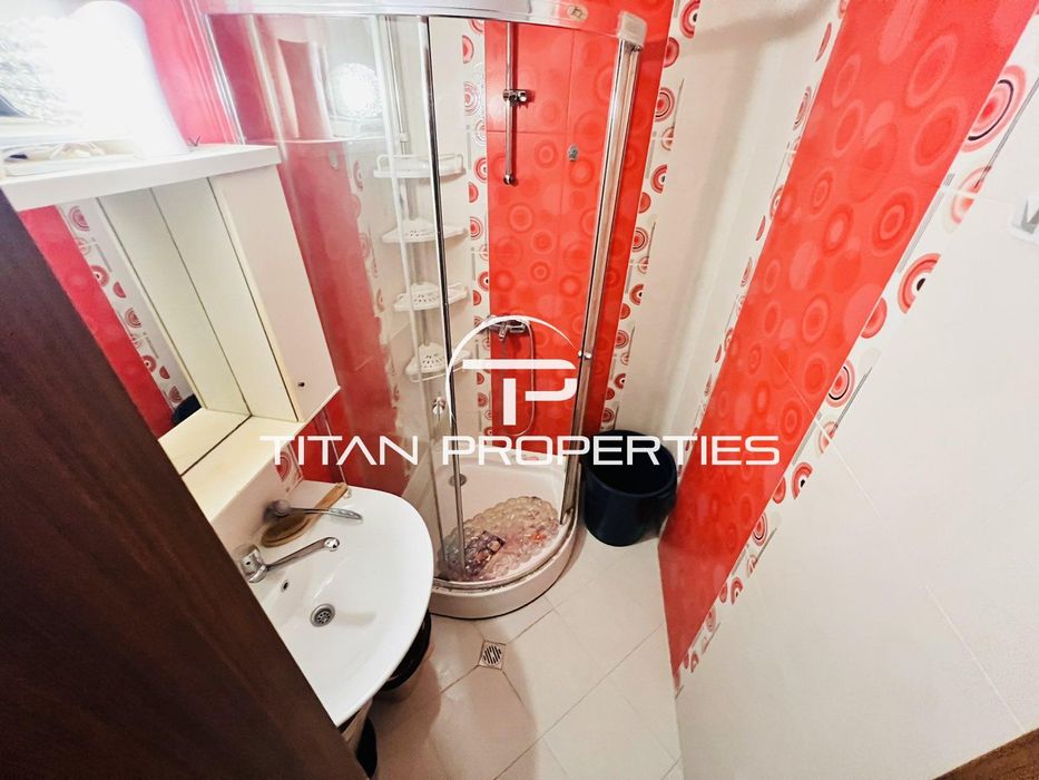 Дава се под наем Тристаен апартамент в Бургас, Възраждане - 90 кв.м за 408 € - Снимка #8