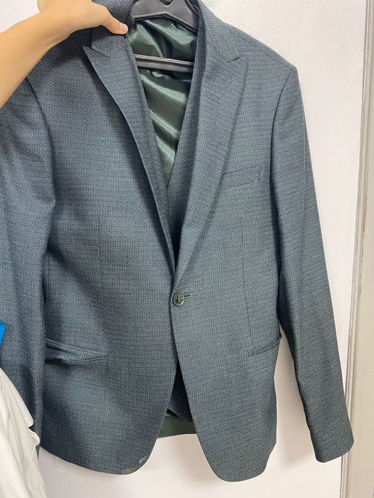 Мужской костюм тройка