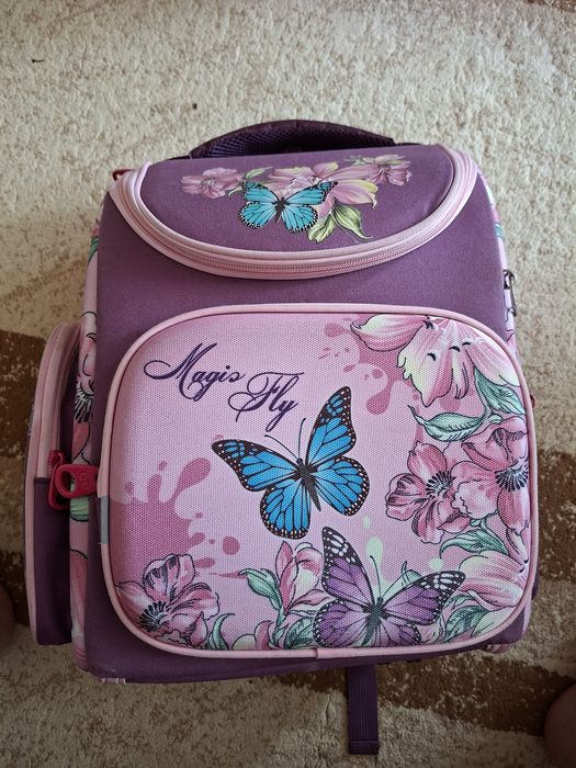 Отдам даром школьный рюкзак