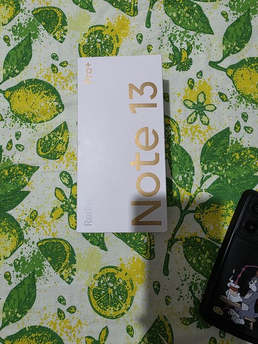Redmi Note 13 Pro 5G смартфон 

Телефон в отличном состоянии, работает