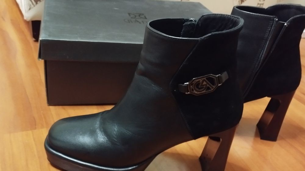 Боти GiAnni естествена кожа