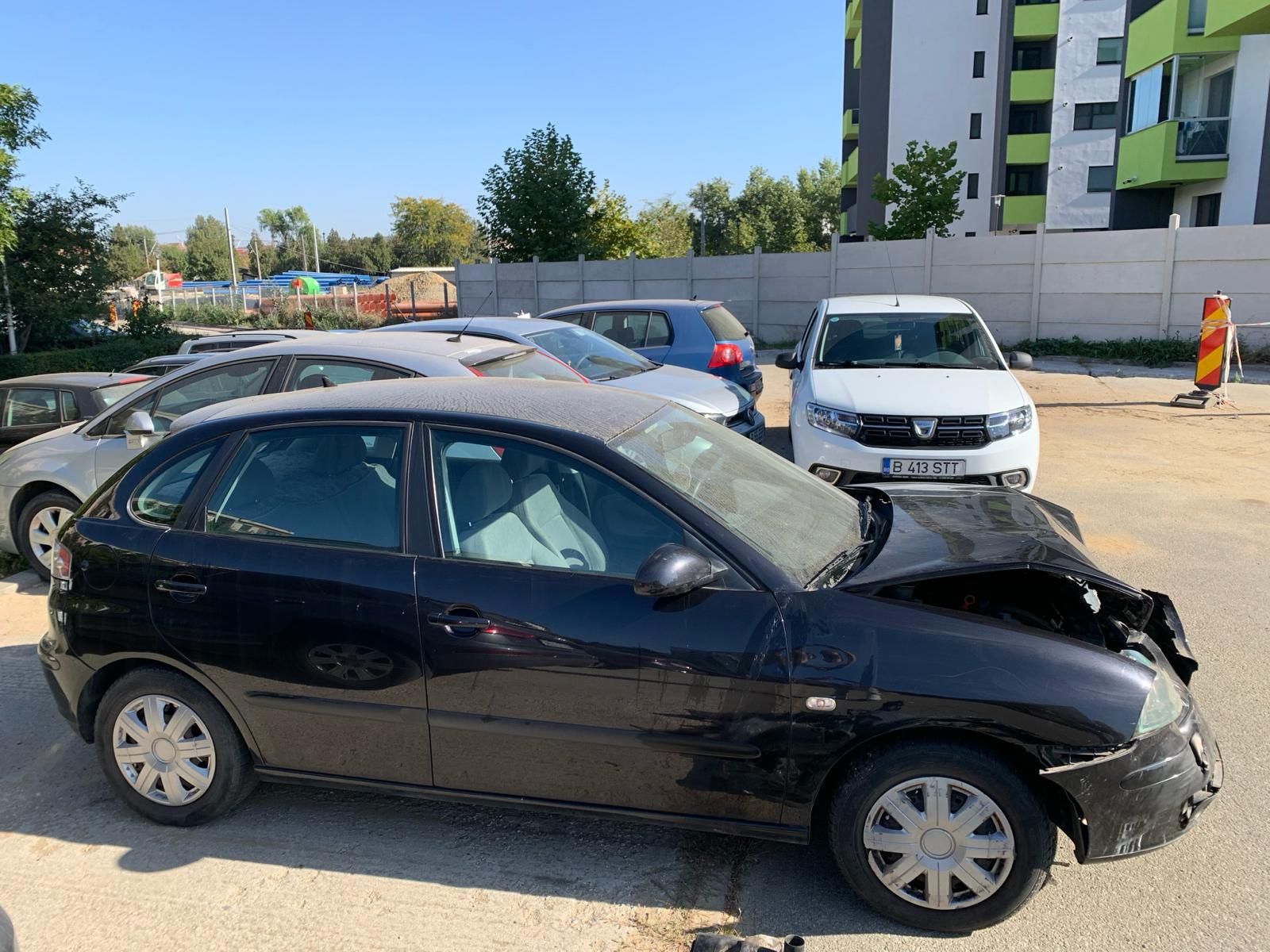 Vând/Dezmembrez SEAT IBIZA 2004 Benzină