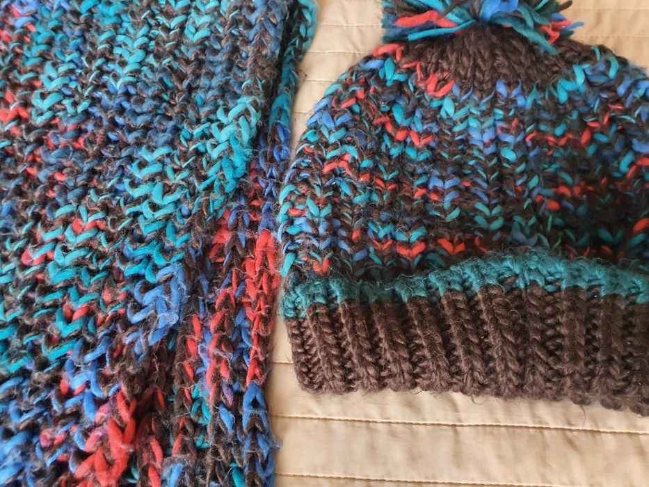 Next Nutmeg шапки,шалове и ръкавички 7-10 г.