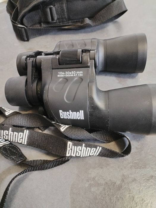 Binoclu Bushnell