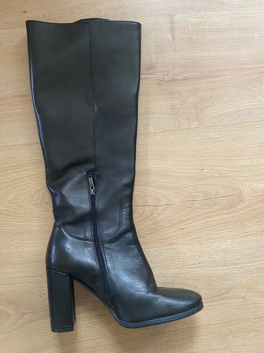 Черни ботуши GINO ROSSI н-р 38