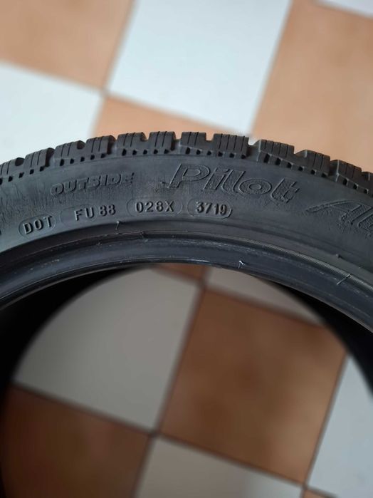 Зимни гуми  МИШЕЛИН  245-40-18