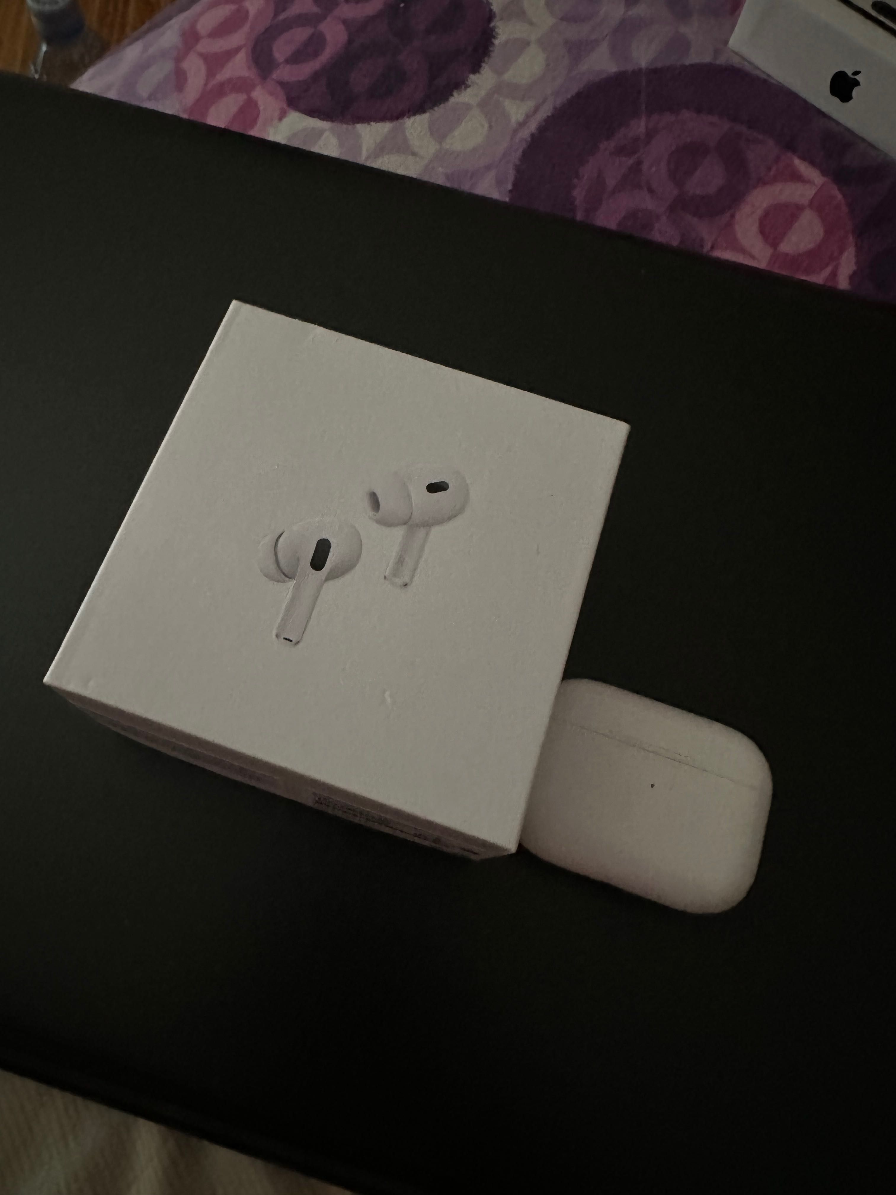 AirPods Pro noii