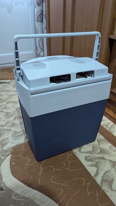 Lada frigorifica Mobicool V30