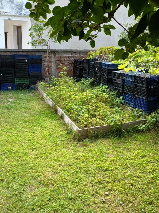 Пластмасови касетки за градина-0.40 ст.брой