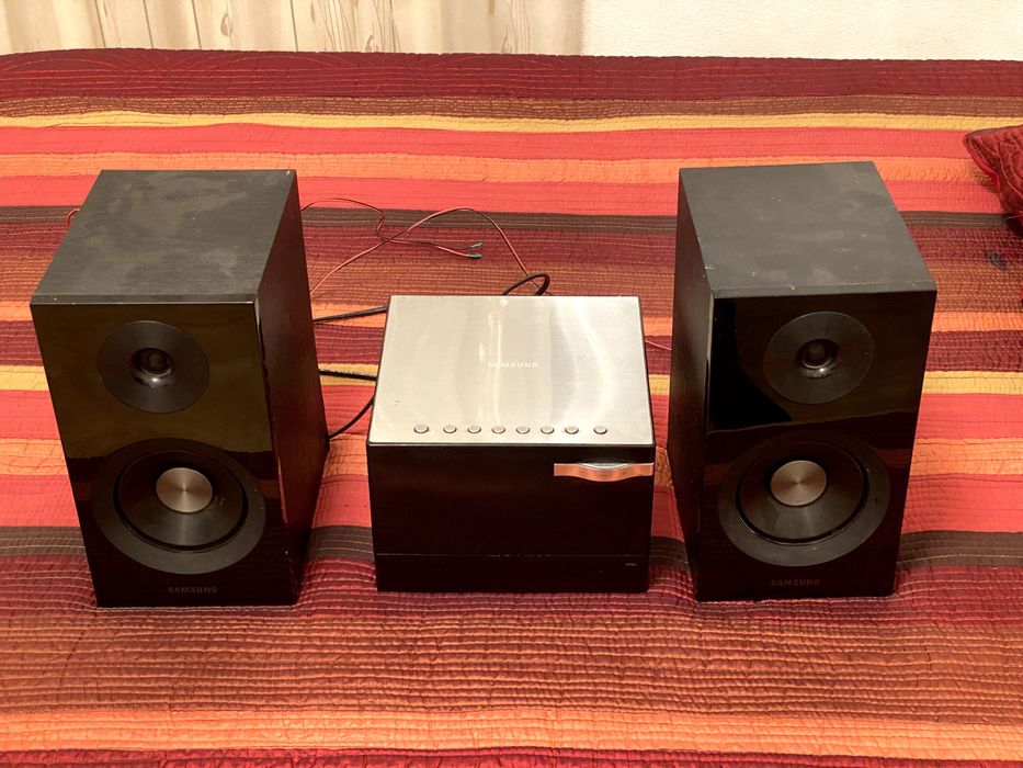 Музыкальный центр Samsung MM-D330