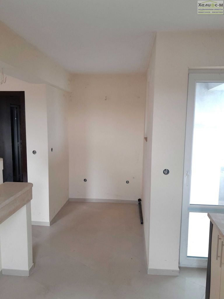 Продава се Тристаен апартамент в Монтана, Широк център - 129 кв.м за 985 €/кв.м - Снимка #6