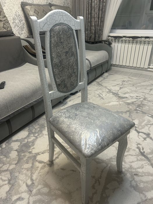 Новые стульчики