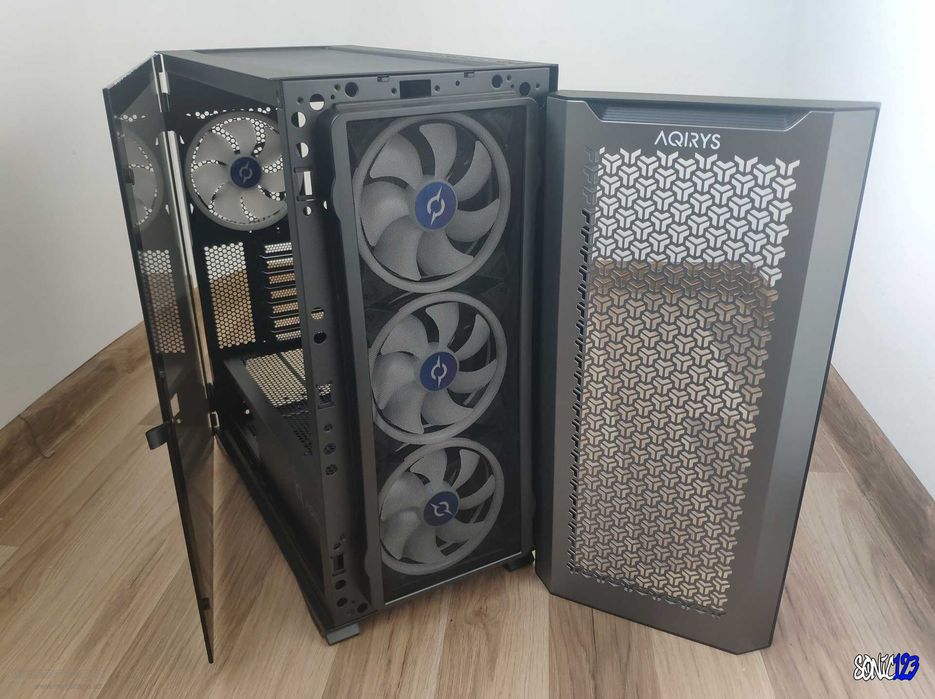 Vand  Carcasa AQIRYS Aquilla !