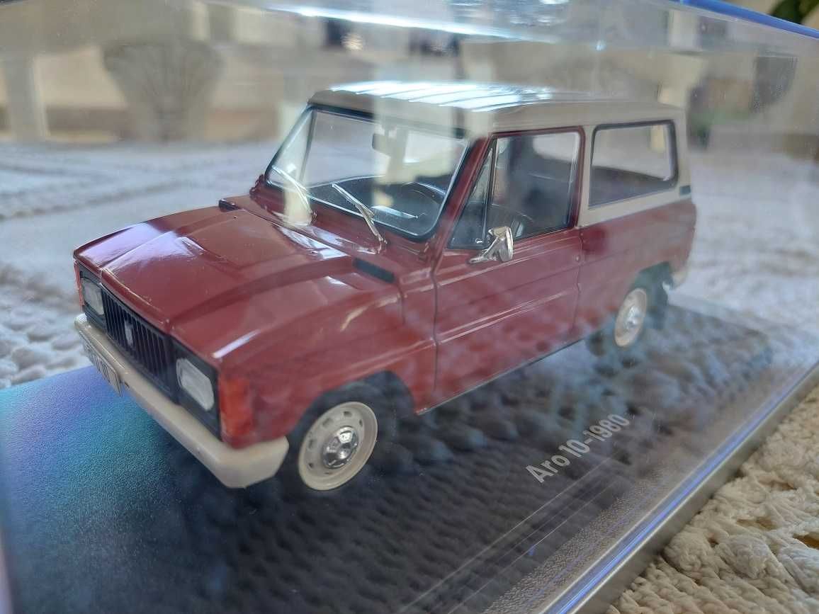 Machetă emblematică Dacia 1300 (1970) 1:24 Hachette