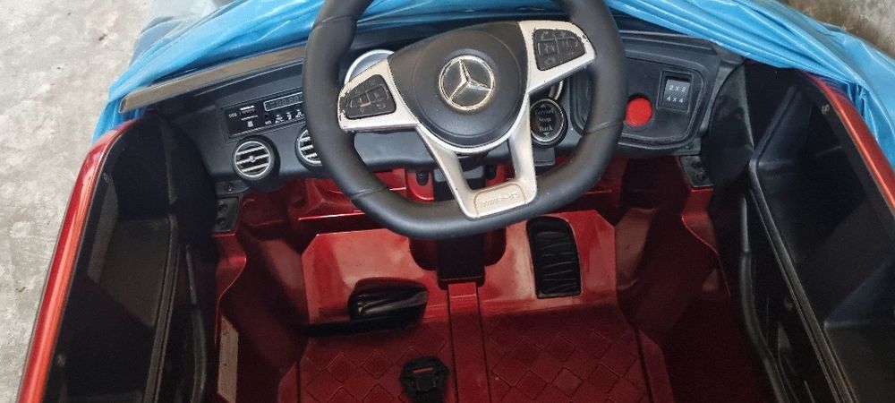 De vinzare mașinuța electrica
