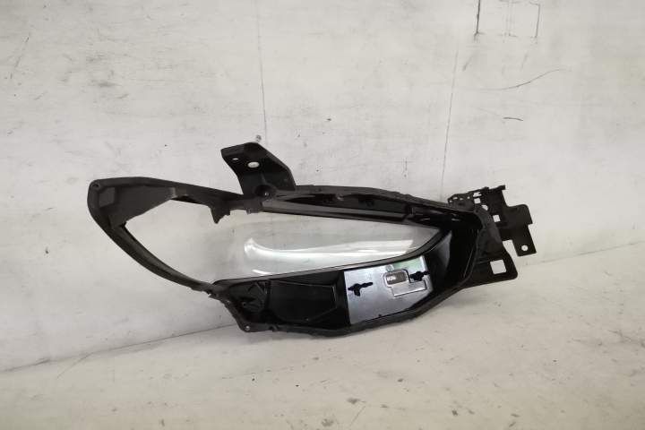 Sticla Far Dreapta Originala In Stare Buna ASIGURAM MONTAJ Mazda  6 GJ