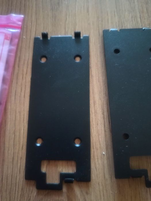 Suport metalic prindere post video interfon hikvision  DS-KV6113-WPE1