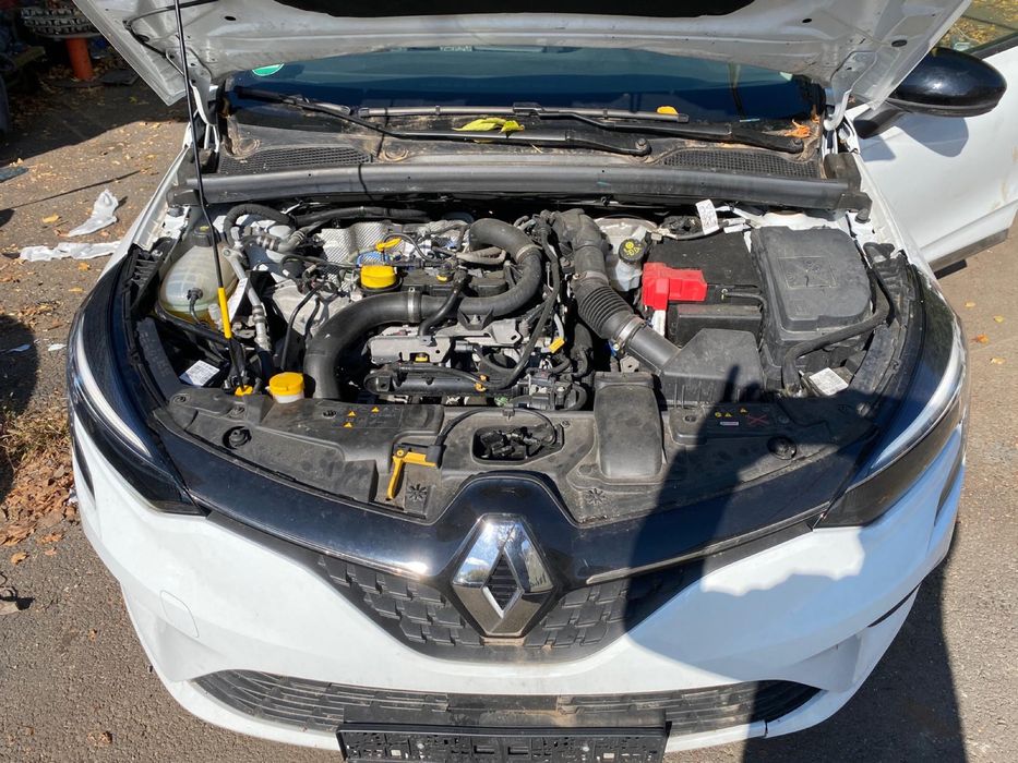 Renault Clio  5 Automat An 2023 - Avariat